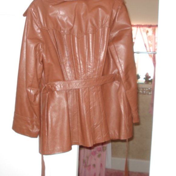 Vintage 1970’s Belted Brown Leather Jacket - Picture 3 of 4